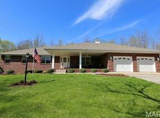 215 Meyer Ave, Warrenton, MO 63383