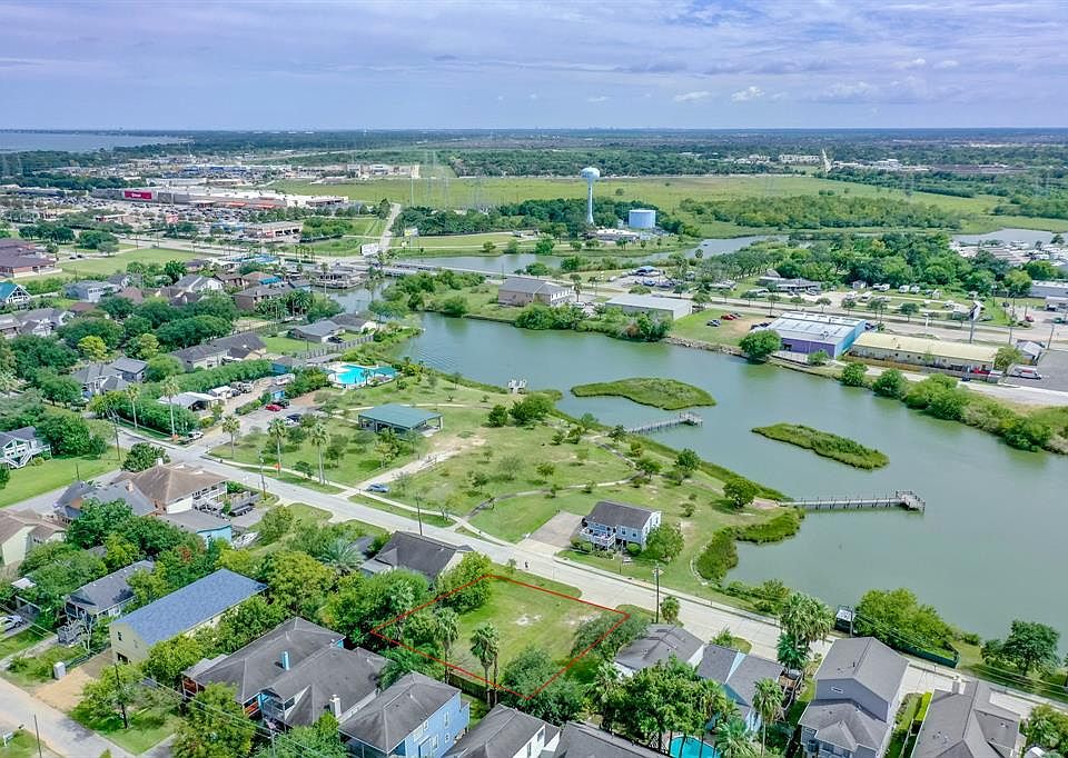 Five amazing lots to build your dream home or home away from home.