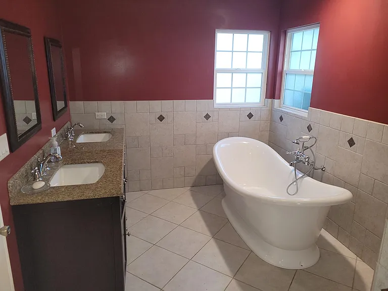 11036 Genesta Ave — Photo 3