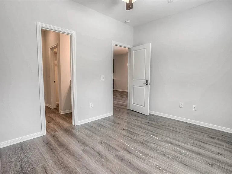 1419 Avenue N #2 — Photo 26
