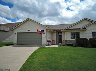 2415 Mossy Creek Dr NE, Owatonna, MN 55060