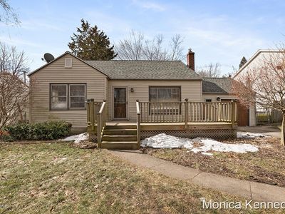 519 Cloverdale Ave NW, Grand Rapids, MI, 49534