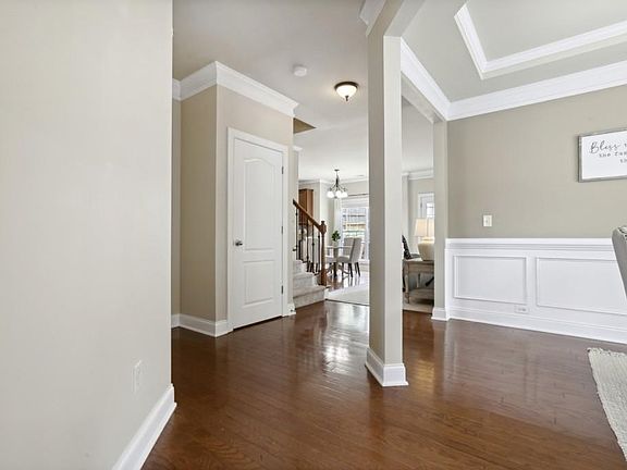 5th image of 6494 Mimosa Cir
