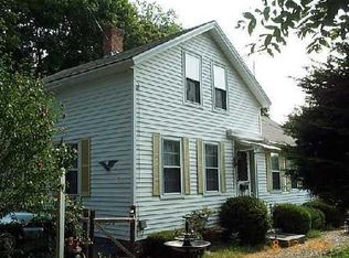 974 Main St, Hope Valley, RI 02832