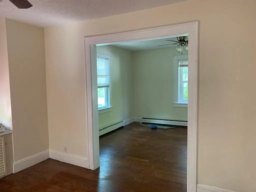 3 bed, 1600 sqft, $3,600 — Photo 3