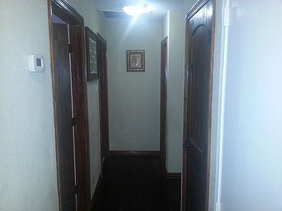 2nd image of 403 Valley Mills Dr