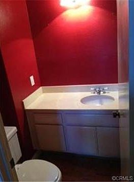 2nd image of 2321 S Magnolia Ave #9C