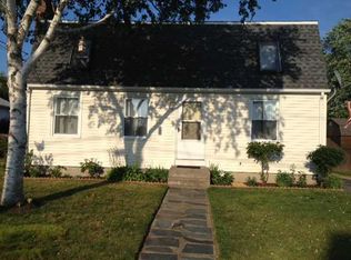 16 War Admiral Pl, Pawtucket, RI 02861