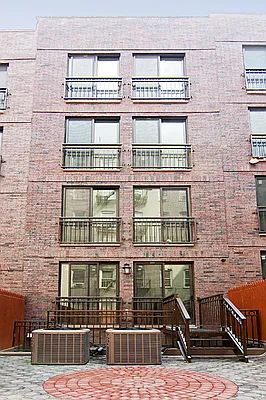 Rented by STAR CITIES INTERNATIONAL PROPERTY CORPORATION | media 11