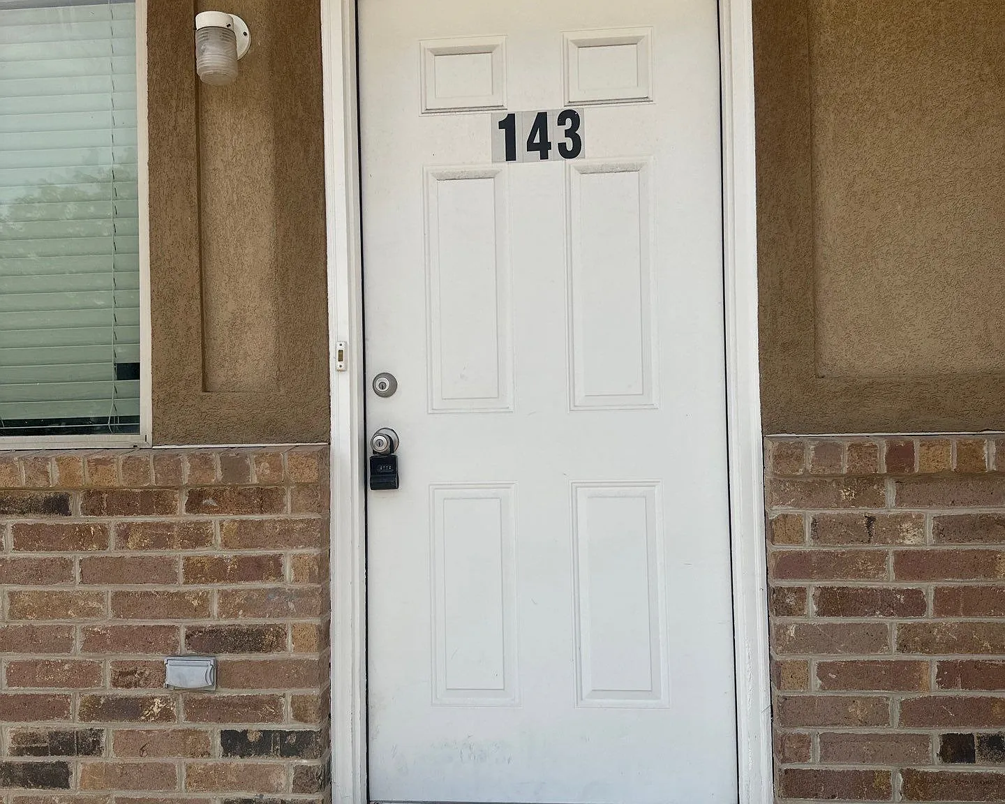 3 bed, 1668 sqft, $1,700 — Photo 2