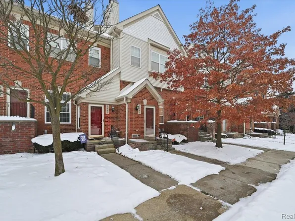 1665 Campau Farms Cir, Detroit, MI 48207