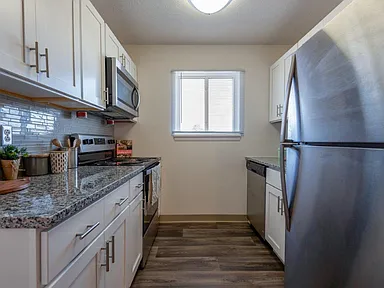 Waverlywood Apartments and Townhomes