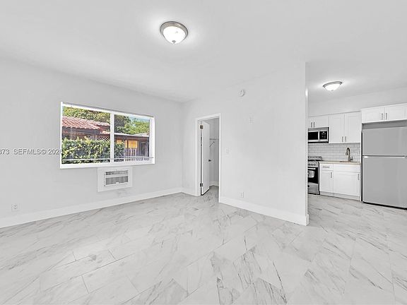 4th image of 1839 Funston St APT 6