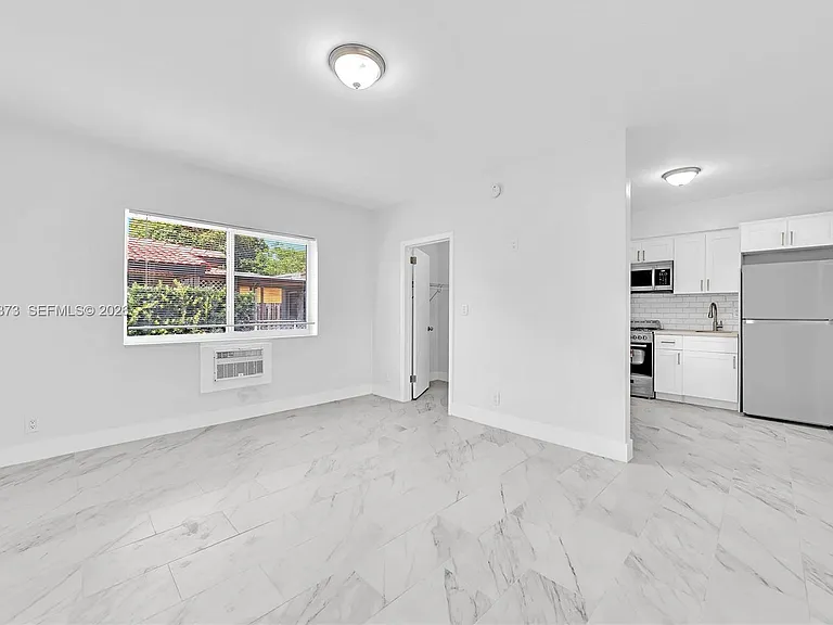 1839 Funston St #6 — Photo 4