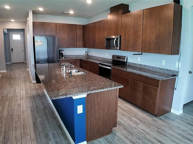 2436 Blowing Breeze Ave — Photo 10