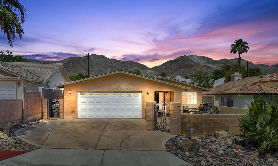 1st image of 54205 Avenida Martinez