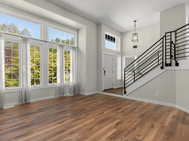 12225 SE 204th St — Photo 5