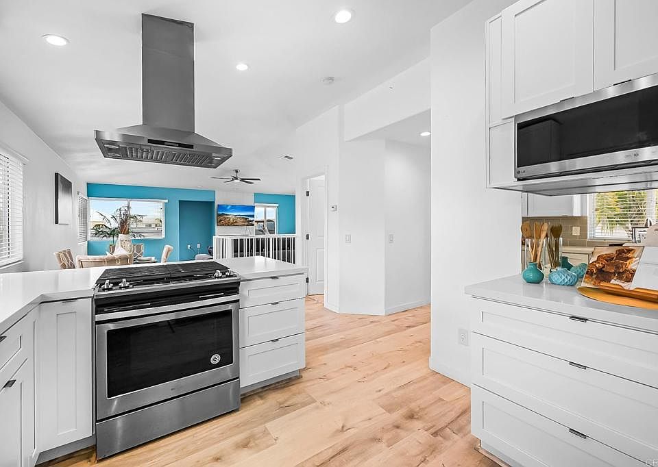 1st image of 120 Elm Ave