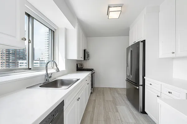 Rented by Rudin Management Company, Inc. | media 17