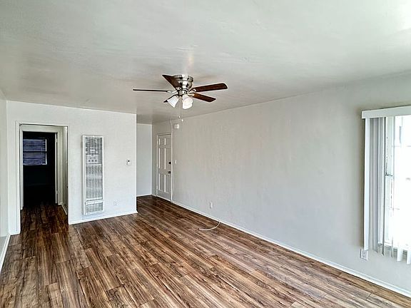 3rd image of 4680-4682 Orange Ave #4682D