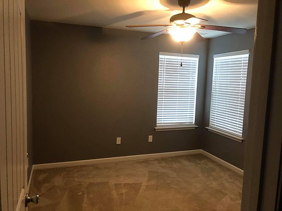 5th image of 5529 Sadie Ln