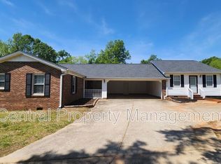 1022 Martin Dr, Greer, SC 29651
