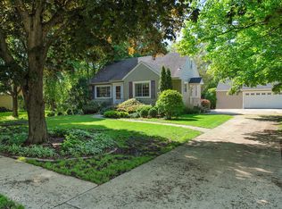 620 Pershing Ave, Wheaton, IL 60189