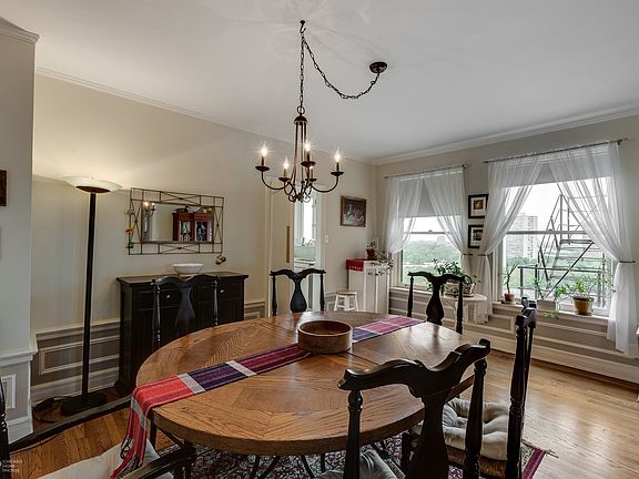 4th image of 4940 S East End Ave APT 12A