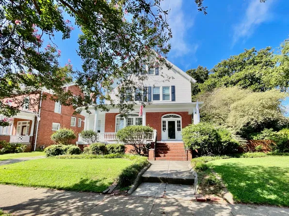 915 Jamestown Cres, Norfolk, VA 23508