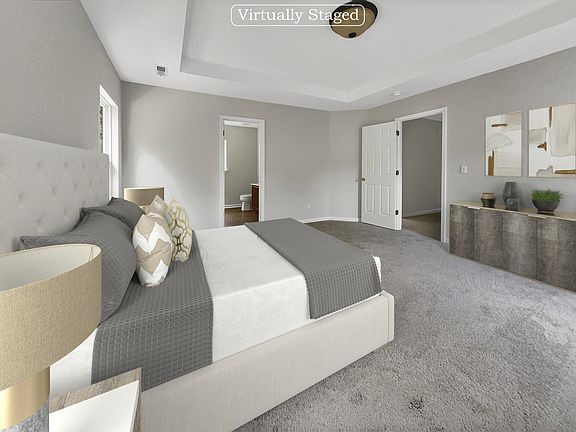 4th image of 8802 Shadowglen Dr