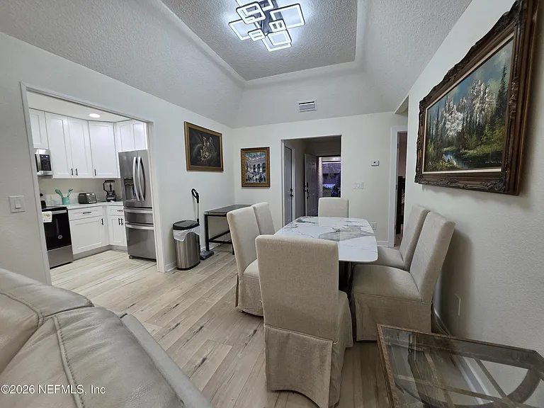 7411 Colony Cove Ln — Photo 15