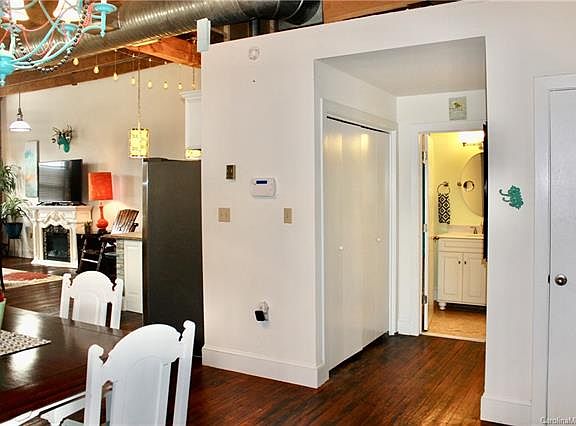 5th image of 322 E Council St