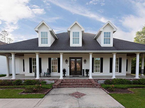 3rd image of 11260 Plantation Oaks Ln
