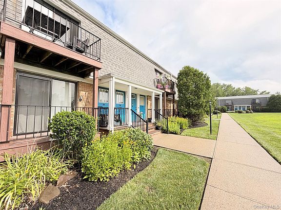 2nd image of 2 Fortune Rd W APT 2B