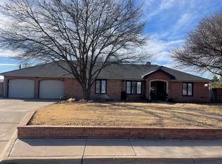 2529 N 1st St, Tahoka, TX 79373