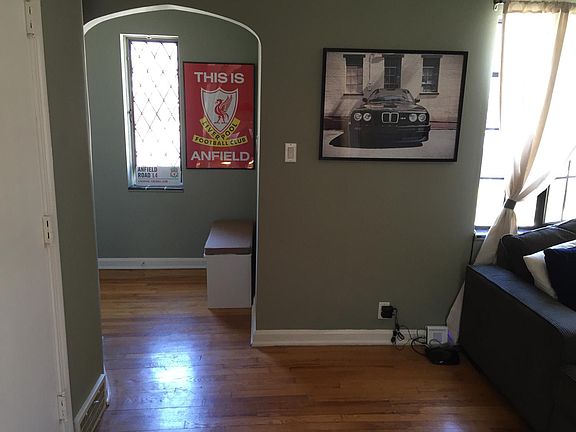 5th image of 170 N Rose Blvd APT 3