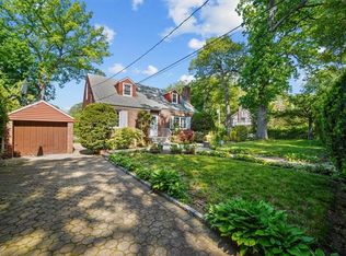 308 Van Cortlandt Park Ave, Yonkers, NY 10705