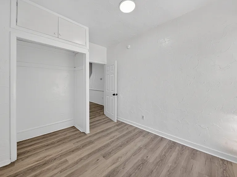 511 Brown St — Photo 23