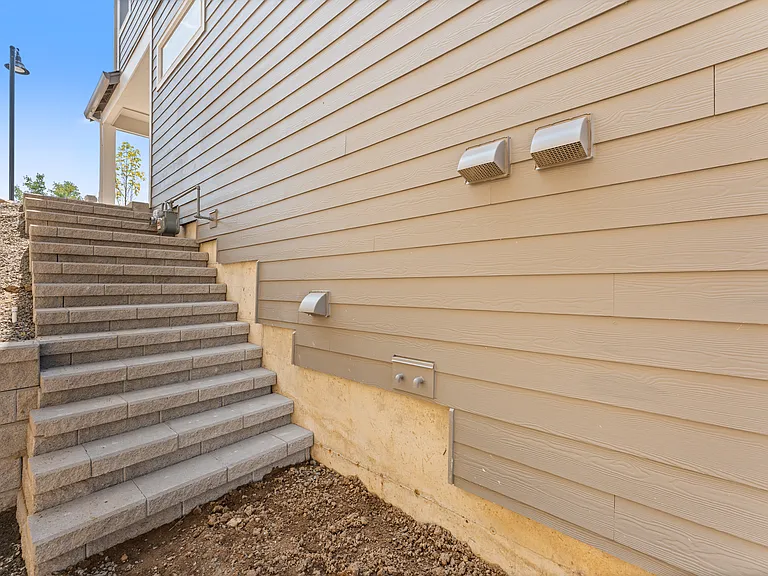 16457 NW Liberty St #1 — Photo 47