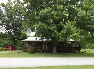 144 Wilhite St, Spencer, TN 38585