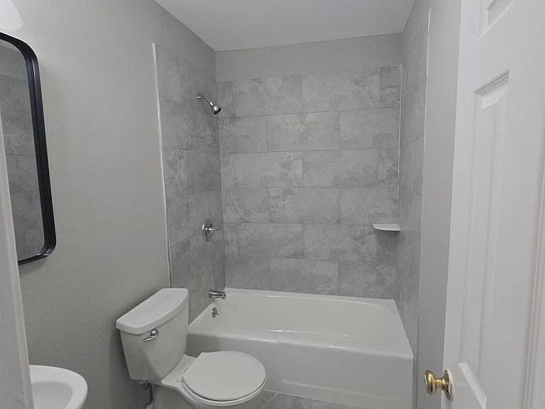 2833 Stacie Dr — Photo 9