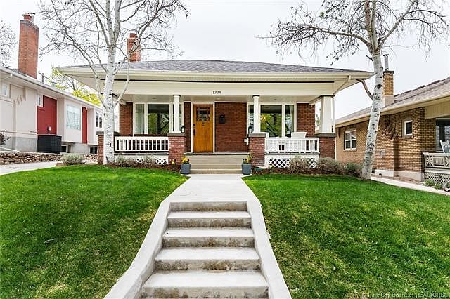 1st image of 1338 E Kensington Ave