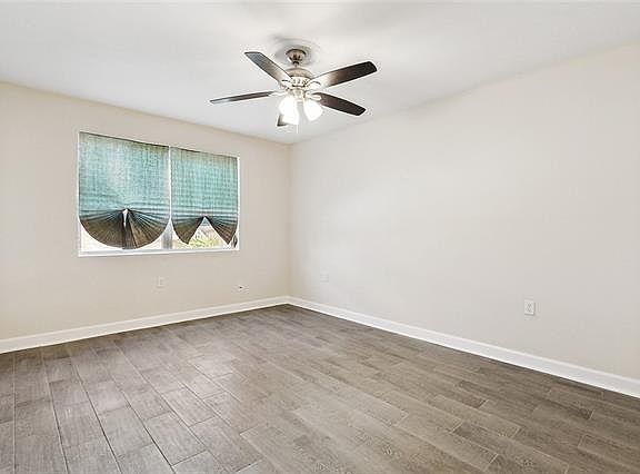 5th image of 322 Jewel St APT B