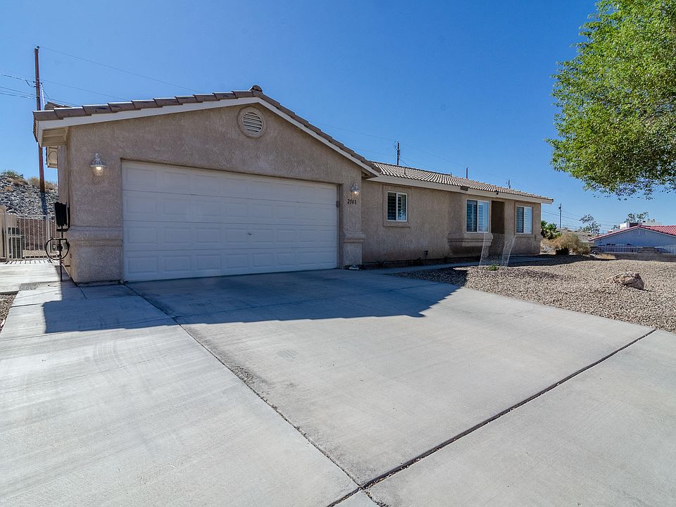 1st image of 2548 Clarke Dr