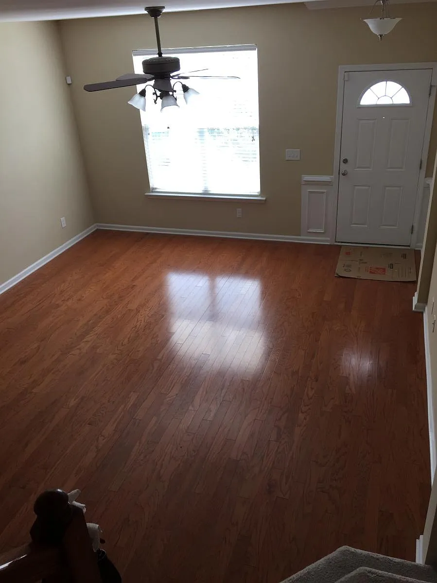 Living room - 3107 Parkersburg St