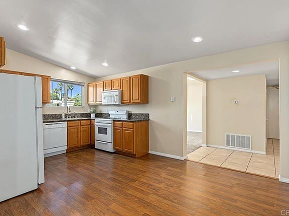 3rd image of 3283 Towser St