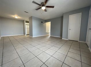 200 Howell St #7, Florence, TX 76527