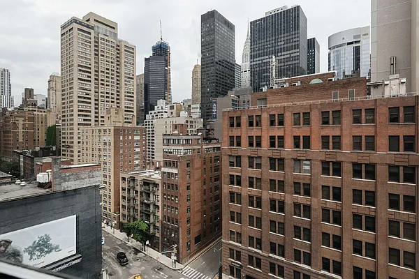 Sold by Compass | media 8