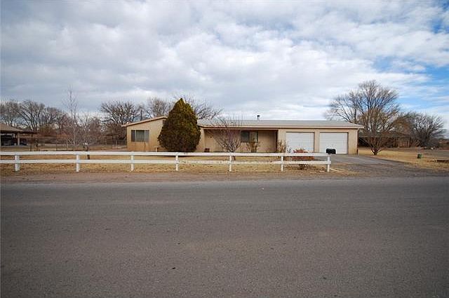 1st image of 2070 Winchester Dr