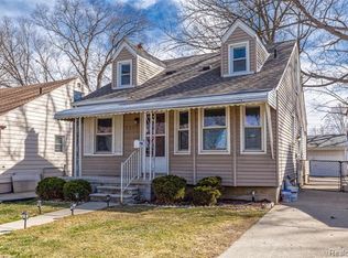 1523 Etowah Ave, Royal Oak, MI 48067